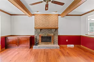5848 Brian Dr, Bethel Park, PA 15102 - Photo 14