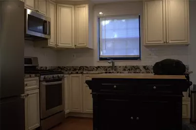 230 Broadway Dr, Pittsburgh, PA 15236 - Photo 6