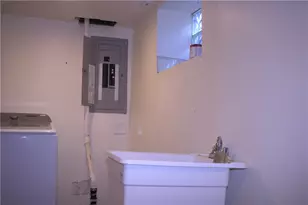 230 Broadway Dr, Pittsburgh, PA 15236 - Photo 24
