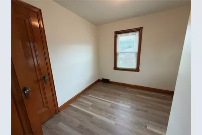 2515 Sunset Ave, Harmony Township, PA 15003 - Photo 20