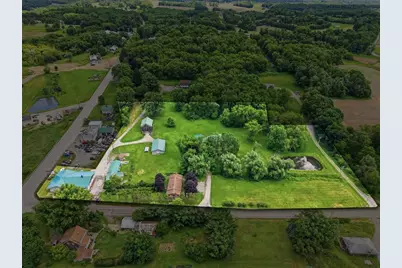 101 Burtner Rd, Jefferson Township, PA 16002 - Photo 2