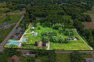 101 Burtner Rd, Jefferson Township, PA 16002 - Photo 2