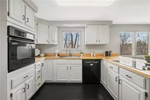 1253 Earlford Dr, Pittsburgh, PA 15227 - Photo 22
