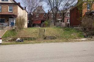 7607 Baxter St, Pittsburgh, PA 15208 - Photo 1