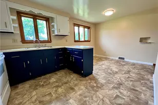 206 Clinton Dr, Sewickley Township, PA 15637 - Photo 12