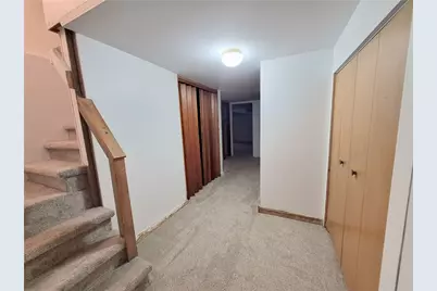 1247 Lakemont Drive, Pittsburgh, PA 15243 - Photo 16