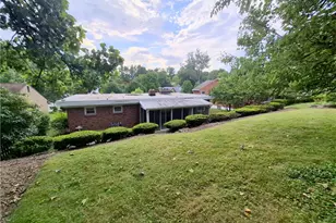 1247 Lakemont Dr, Pittsburgh, PA 15243 - Photo 26