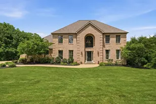 154 Windwood Dr, Pine Township, PA 15090 - Photo 2