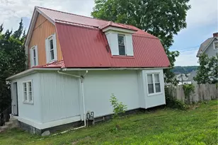 121 Catalpa St, New Kensington, PA 15068 - Photo 2