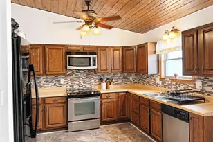 694 6th St, Taylor Township, PA 16160 - Photo 2