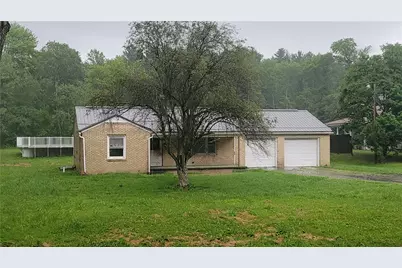 5586 Doc Walker Rd, Perry Twp, PA 16049 - Photo 1