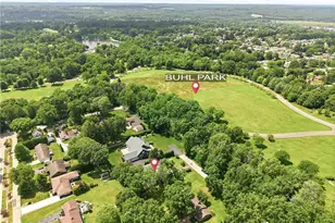 1860 Rockwell Dr, Hermitage, PA 16148 - Photo 40