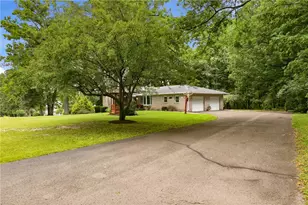 202 Culligan Rd, Somerset Township, PA 15541 - Photo 4