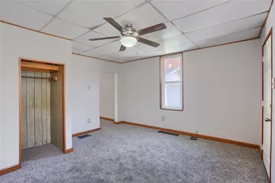 1550 Glenn Way, Stowe Township, PA 15136 - Photo 12