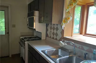 2203 Lindalan Dr, Elizabeth Twp/Boro, PA 15135 - Photo 4