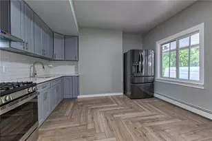 710-712 Stella St, Jeannette, PA 15644 - Photo 2