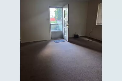 3 Fairlawn Blvd #Apt A, Zelienople, PA 16063 - Photo 2