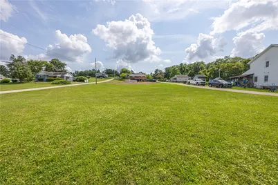 200 2nd St, South Union Township, PA 15401 - Photo 22