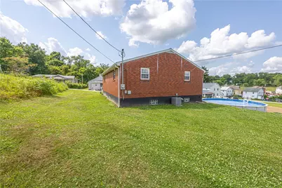 200 2nd St, South Union Township, PA 15401 - Photo 24