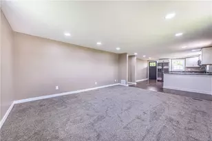 200 2nd St, South Union Township, PA 15401 - Photo 10