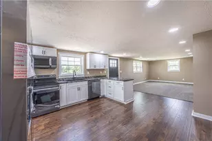 200 2nd St, South Union Township, PA 15401 - Photo 4