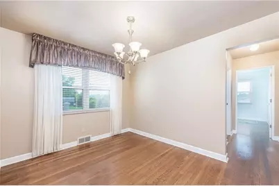 979 Crest Lane, Scott Township, PA 15106 - Photo 6