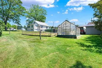 575 Stoystown Rd, Somerset Township, PA 15501 - Photo 4
