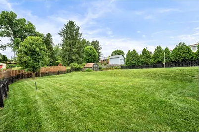 2 Eichelberger Dr, Robinson Twp, PA 15108 - Photo 38