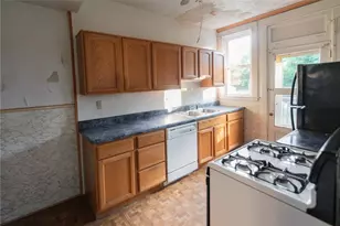 2292 Valera Ave, Pittsburgh, PA 15210 - Photo 18