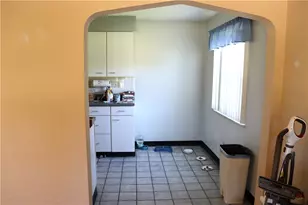 390 Streets Run Rd, Pittsburgh, PA 15236 - Photo 14