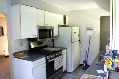 390 Streets Run Rd, Pittsburgh, PA 15236 - Photo 16