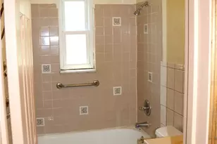 390 Streets Run Rd, Pittsburgh, PA 15236 - Photo 18