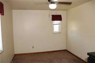 390 Streets Run Rd, Pittsburgh, PA 15236 - Photo 26