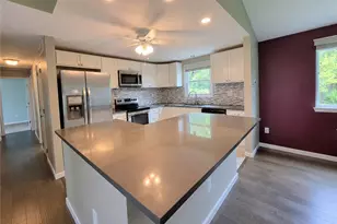 1501 N Randolph Dr, Jefferson Hills, PA 15025 - Photo 4