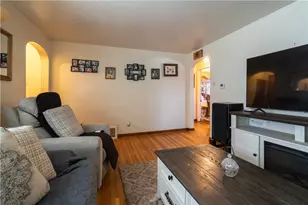 6616 Overlook St, South Park, PA 15129 - Photo 2