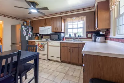 6616 Overlook St, South Park, PA 15129 - Photo 4