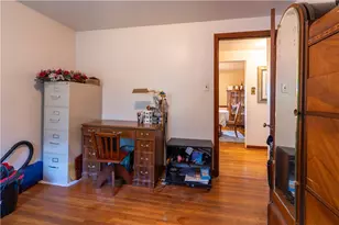6616 Overlook St, South Park, PA 15129 - Photo 12