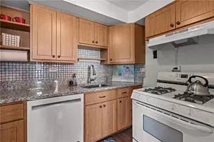 4625 Fifth Ave, Pittsburgh, PA 15213 - Photo 12