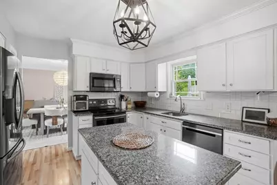 333 Warrick Dr, Seven Fields Boro, PA 16046 - Photo 10