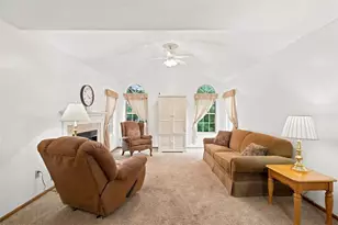79 Ashford Dr, Cranberry Township, PA 16066 - Photo 6