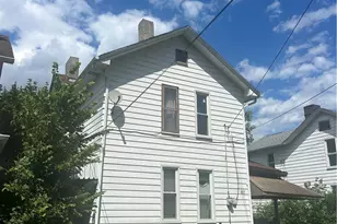 857 6th Ave, Coraopolis, PA 15108 - Photo 1