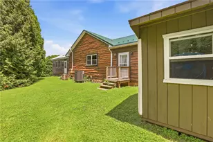 555 Blough Rd, Jenner Township, PA 15531 - Photo 34