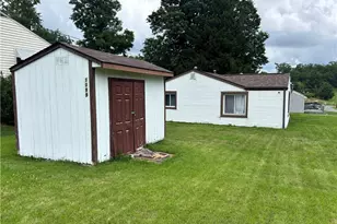 1099 Allaire, Monaca, PA 15061 - Photo 2