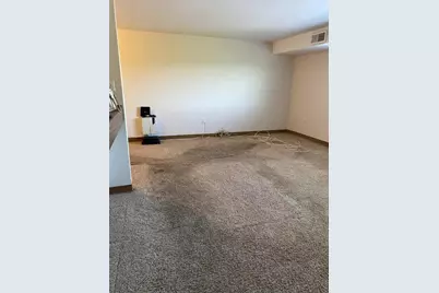 1001 Grandview Ave #701, Bridgeville, PA 15017 - Photo 6