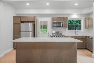 293 Lexington Ct, Carnegie, PA 15106 - Photo 6