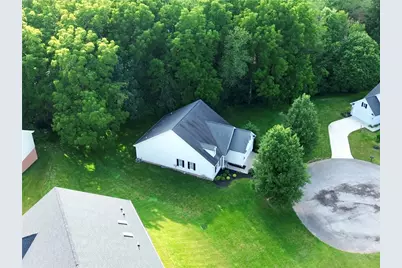 151 Cherry Hill Court, Neshannock Township, PA 16105 - Photo 4