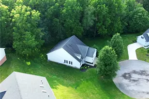 151 Cherry Hill Ct, Neshannock Township, PA 16105 - Photo 4