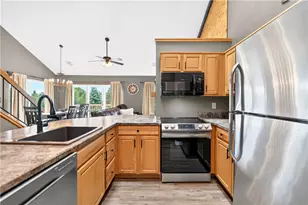 5322 Summit Dr, Hidden Valley, PA 15502 - Photo 16