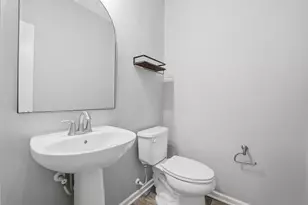 2305 Pointe View Dr, Adams Township, PA 16046 - Photo 18