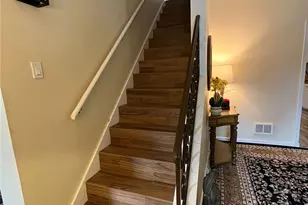 1030 Scott Ave, Jeannette, PA 15644 - Photo 10